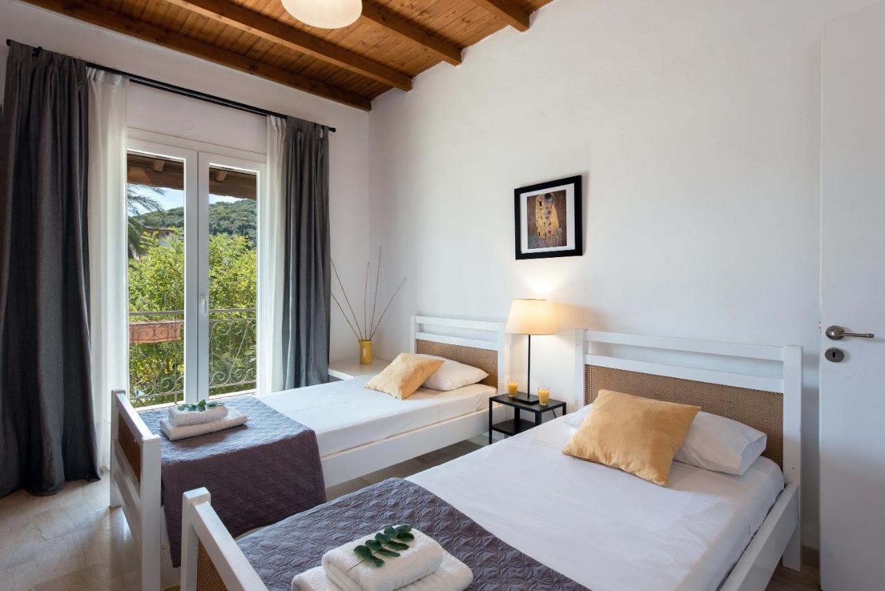 Tati Apartment Kassiopi Ngoại thất bức ảnh